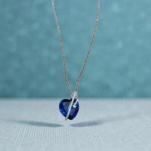 🫶🏻 Silver and Blue Heart Pendant Necklace